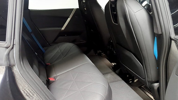 BMW iX 5 of 11