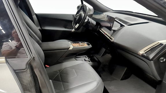 BMW iX 3 of 11