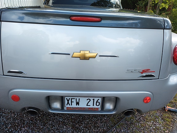 Chevrolet SSR 8 of 14