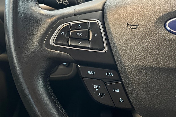 Ford Kuga 16 of 28