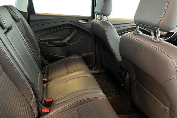 Ford Kuga 24 of 28