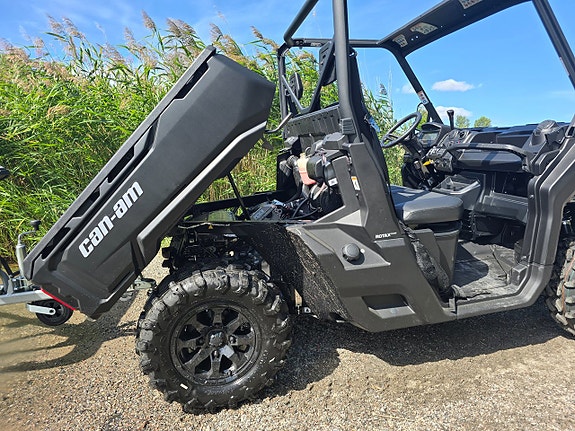 Can-Am Traxter HD7 Xu Traktor B 7 of 16
