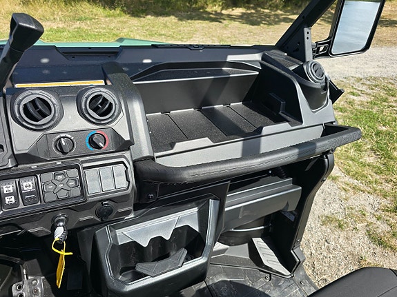Can-Am Traxter HD7 Xu Traktor B 13 of 16