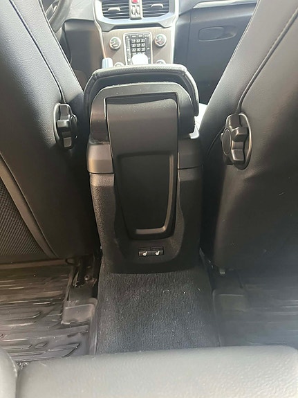 Volvo V40 10 of 14