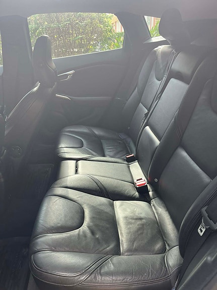 Volvo V40 7 of 14