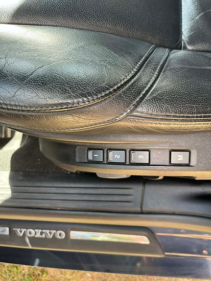 Volvo V40 13 of 14