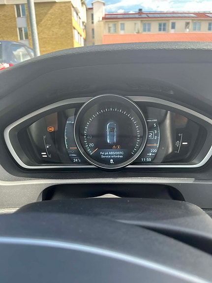 Volvo V40 14 of 14