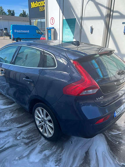 Volvo V40 5 of 14