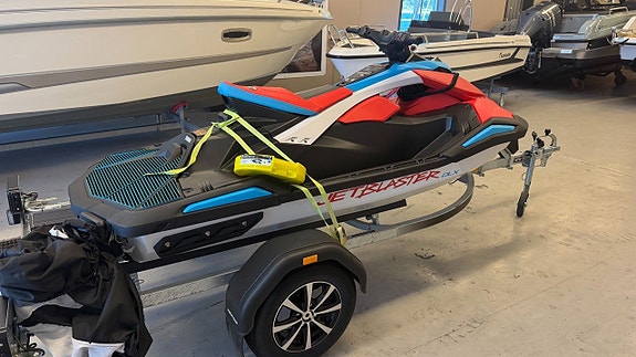 Yamaha Jet Blaster DLXY -2025 2 of 4