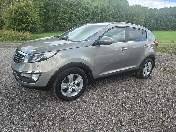 Kia Sportage 2 of 5
