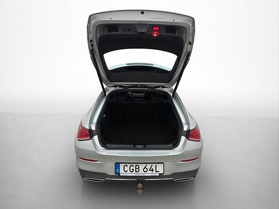 Mercedes-Benz CLA200 d 28 of 30