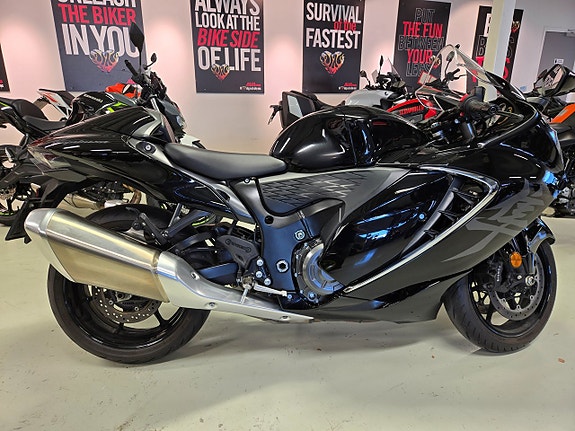 Suzuki GSX1300 RR HAYABUSA 2 of 3