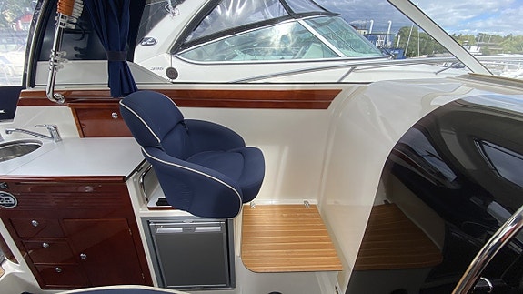 Aquador 28 HT 2008 Mercruiser 4,2 QSD 2008 606 tim! 13 of 23