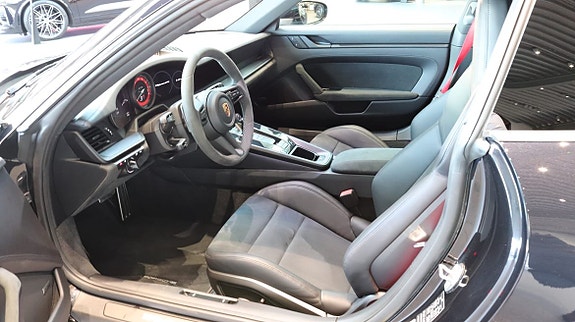 Porsche 911 8 of 11