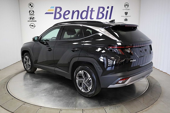 Hyundai Tucson 9 of 25