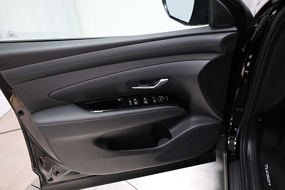 Hyundai Tucson 14 of 25