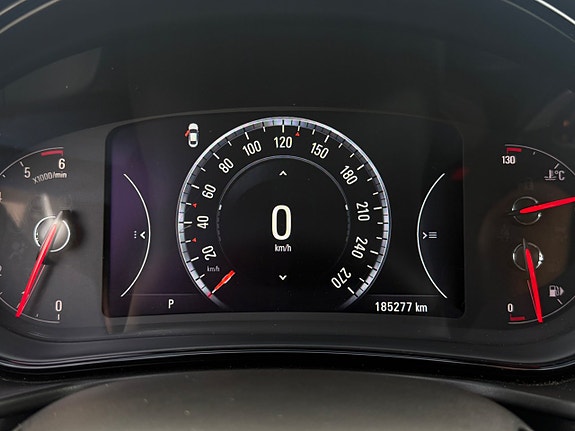 Opel Insignia 12 of 21
