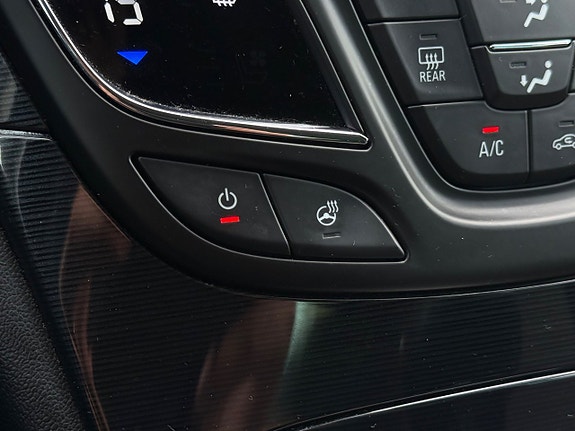 Opel Insignia 16 of 21