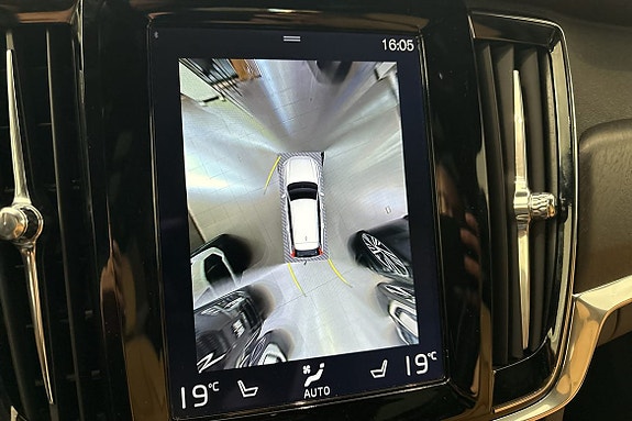 Volvo V90 Cross Country 21 of 24