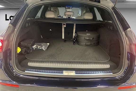 Mercedes-Benz E300 de 14 of 16