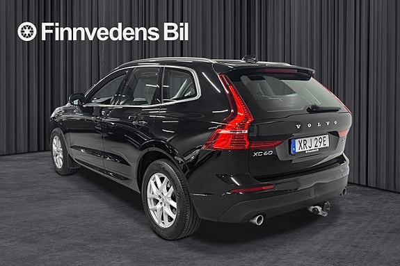 Volvo XC60 2 of 24