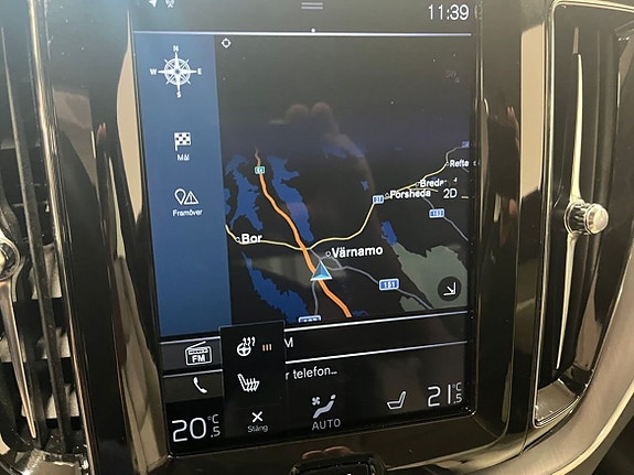 Volvo XC60 9 of 24
