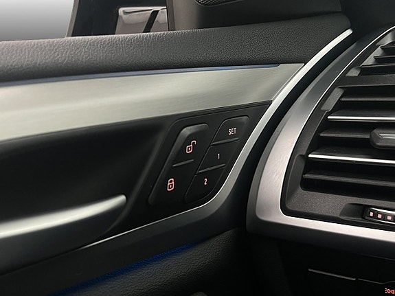 BMW iX3 16 of 30