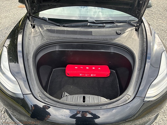 Tesla Model 3 10 of 25