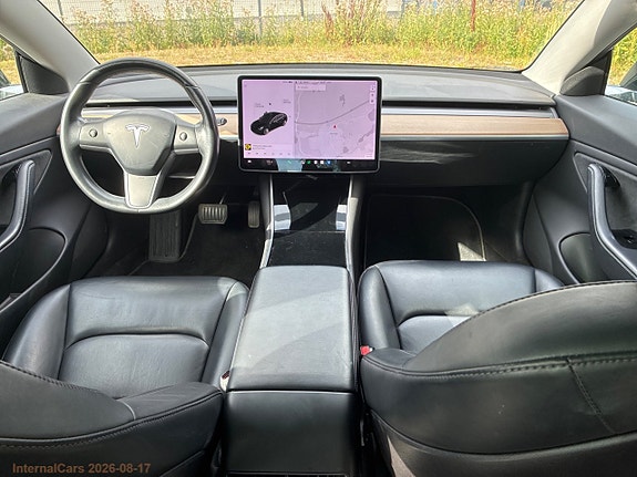 Tesla Model 3 16 of 25