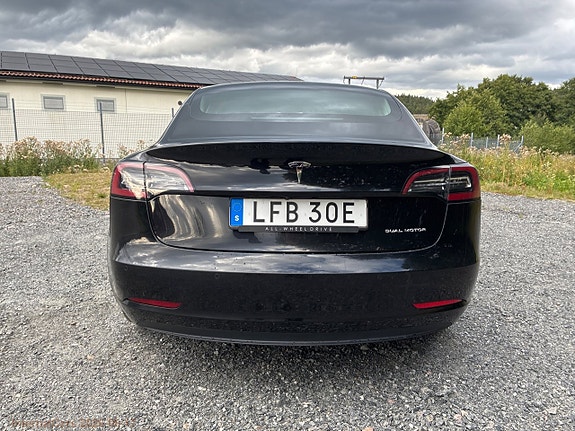 Tesla Model 3 6 of 25