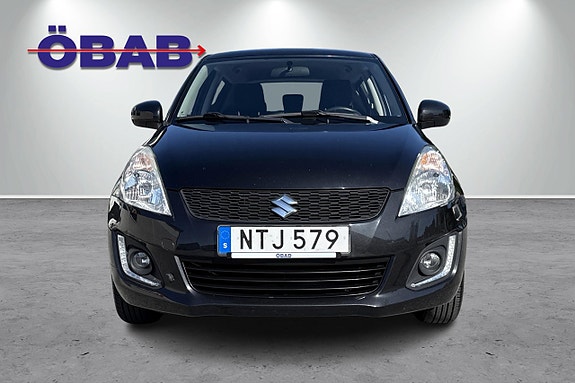 Suzuki Swift 2 of 12