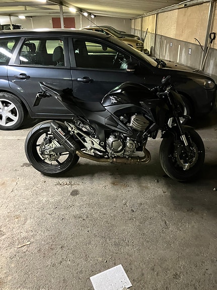 Kawasaki Z800 4 of 5