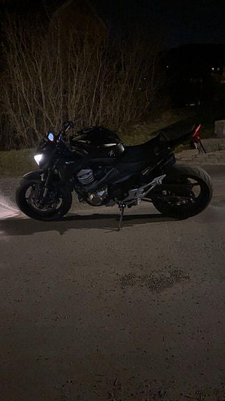 Kawasaki Z800 2 of 5