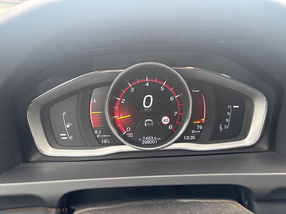 Volvo V60 10 of 25