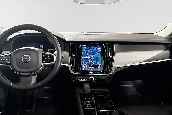 Volvo V90 9 of 16