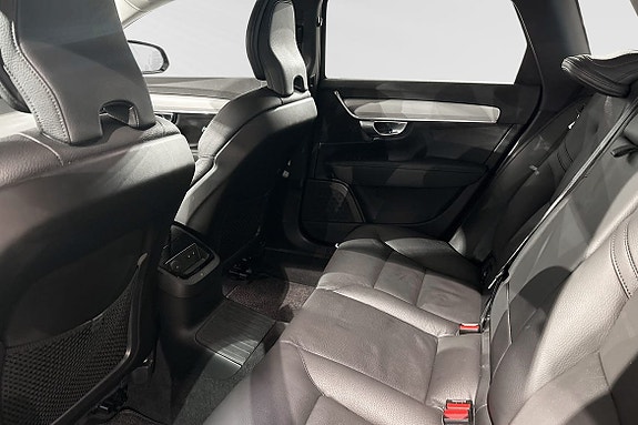 Volvo V90 8 of 16
