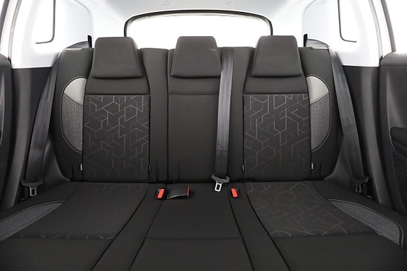 Peugeot 2008 16 of 30
