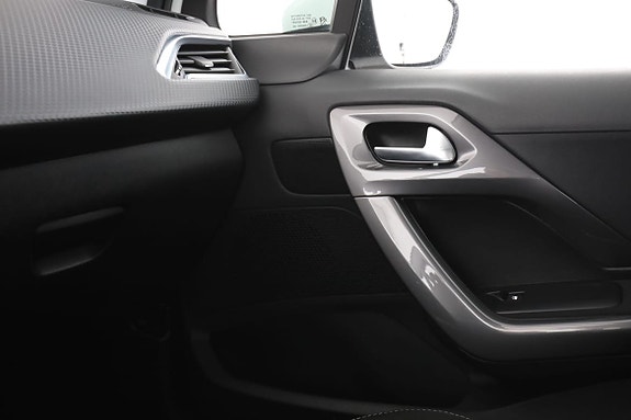 Peugeot 2008 28 of 30