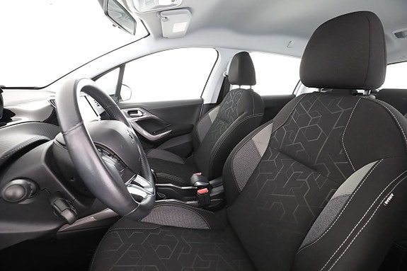 Peugeot 2008 11 of 30
