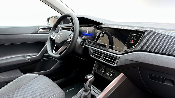 Volkswagen Polo 11 of 13