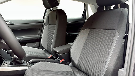 Volkswagen Polo 8 of 13