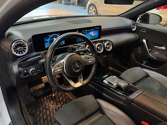 Mercedes-Benz A200 7 of 18