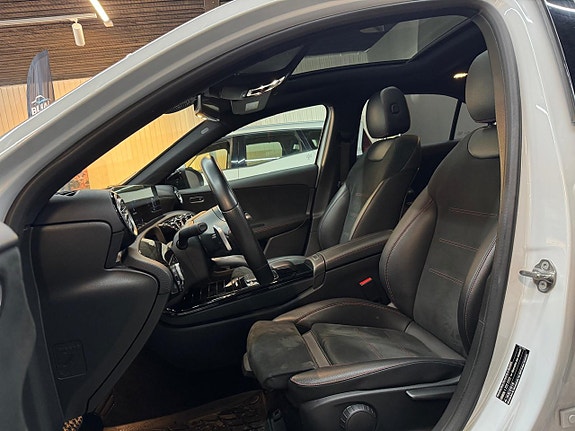 Mercedes-Benz A200 17 of 18