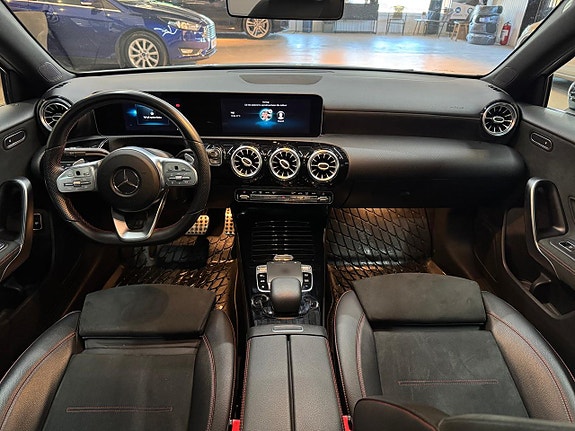 Mercedes-Benz A200 6 of 18