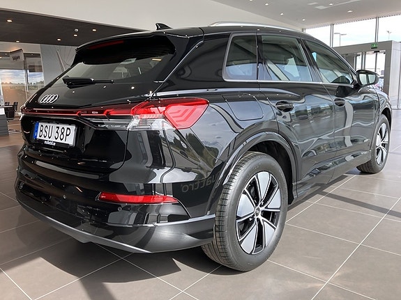 Audi Q4 e-tron 2 of 12