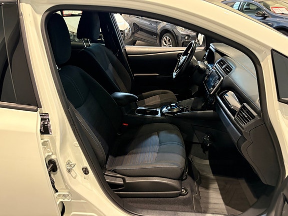 Nissan Leaf 18 of 18
