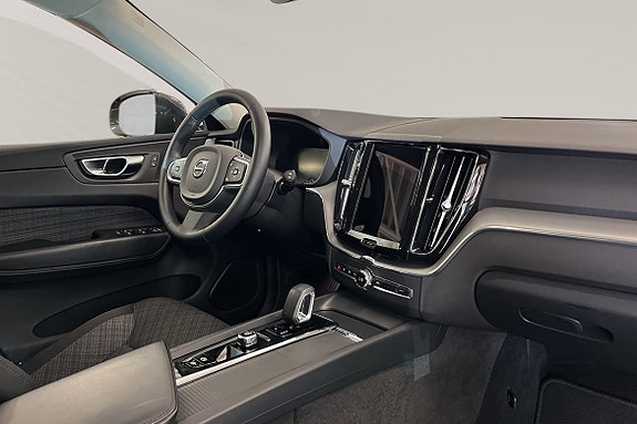 Volvo XC60 6 of 11