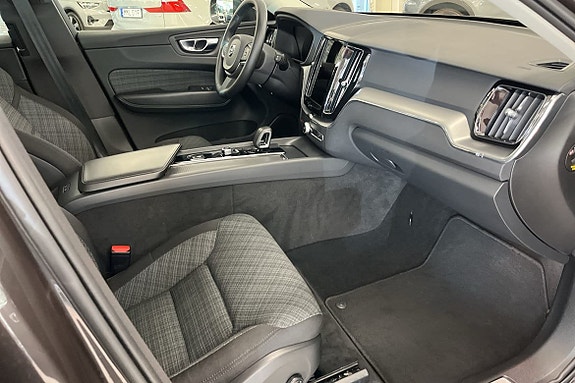 Volvo XC60 10 of 11