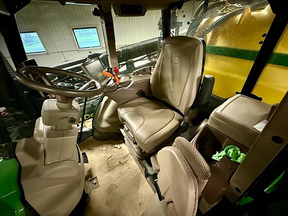 John Deere R 4150i 36m 7 of 10