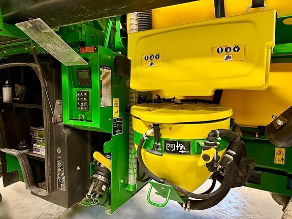 John Deere R 4150i 36m 6 of 10